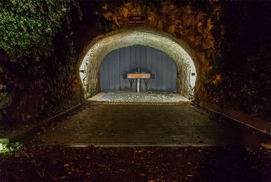 Source Saint Augustin