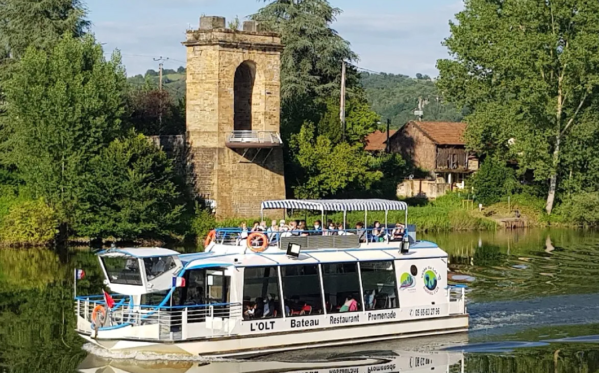 Bateau l'Olt &agrave; Flagnac